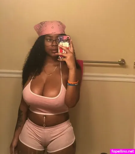 Pretty Yunique OnlyFans Thumbnail #rO71vJbi68