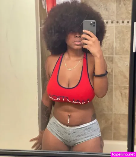 Pretty Yunique OnlyFans Thumbnail #ts8MMMheTr