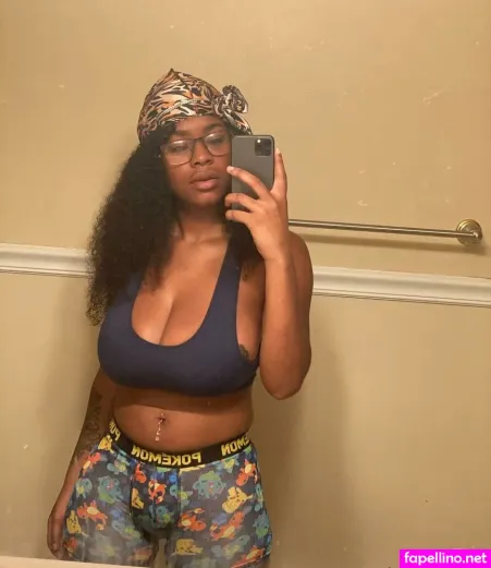 Pretty Yunique OnlyFans Thumbnail #xzSt7SPgcw