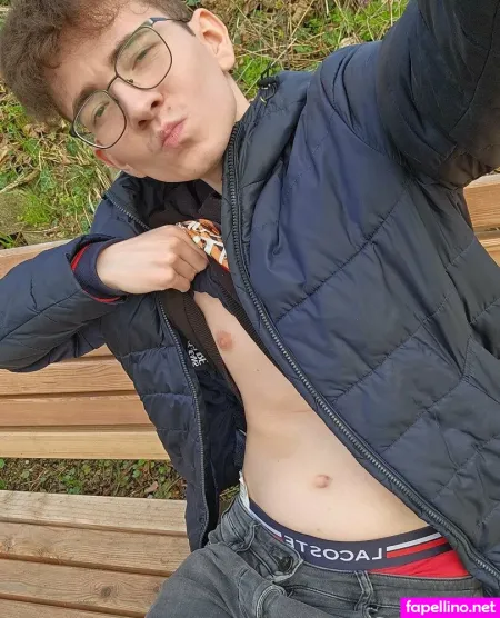 Prettyboi2000x OnlyFans Thumbnail #0wZkFC5mhG