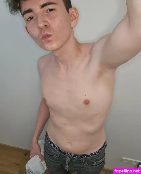 Prettyboi2000x OnlyFans Thumbnail #75aPYubuU8