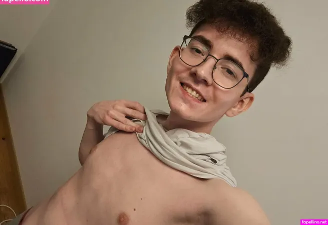 Prettyboi2000x OnlyFans Thumbnail #JtTG8uyEBB