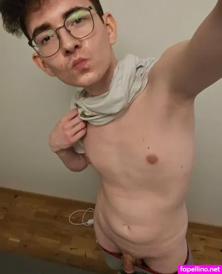 Prettyboi2000x OnlyFans Thumbnail #MZ08KZN2bs