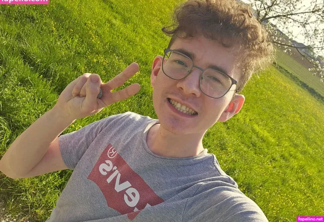 Prettyboi2000x OnlyFans Thumbnail #hGWe3fGbnh