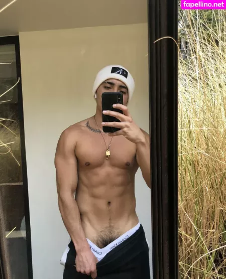 Prettyboyaedan OnlyFans Thumbnail #1EZRYUgygE