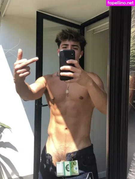 Prettyboyaedan OnlyFans Thumbnail #FJg45TUQH1