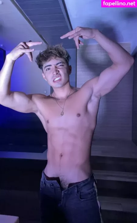Prettyboyaedan OnlyFans Thumbnail #oZ9vVIFQFa