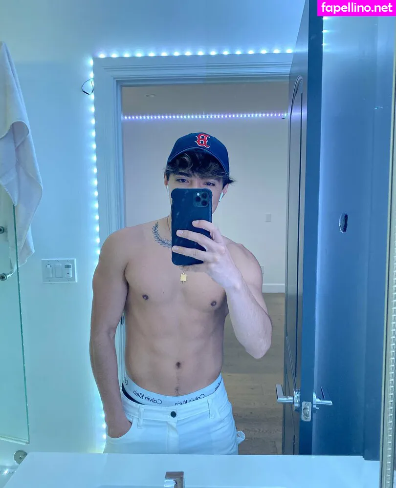 prettyboyaedan, prettyboydan__ Nude Leaked OnlyFans Photo #wx2yNNyDwI