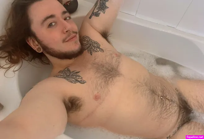 Prettyboyblood OnlyFans Thumbnail #PAF9cUKCEx