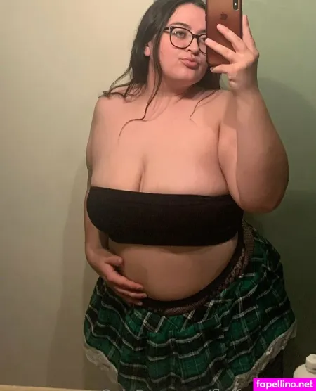 Prettyeyesnthicthighs OnlyFans Thumbnail #AZL4rapUrr