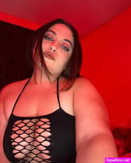 Prettyeyesnthicthighs OnlyFans Thumbnail #Rf8R8v5eE5