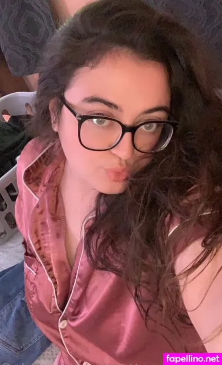 Prettyeyesnthicthighs OnlyFans Thumbnail #TNGlIaFWBN