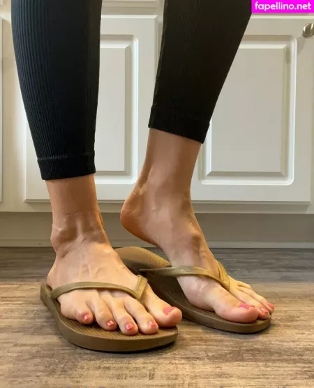 Prettyfeet Andface OnlyFans Thumbnail #2Lvh0WSAZt