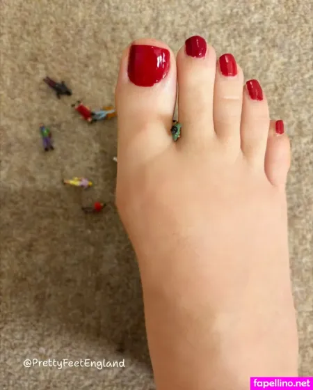 Prettyfeetengland OnlyFans Thumbnail #2NxmjCATkD