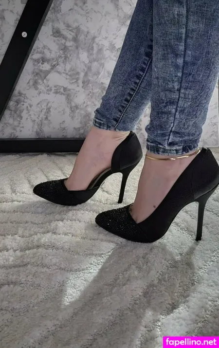 Prettyfeetraven OnlyFans Thumbnail #hw5PDRf4pK