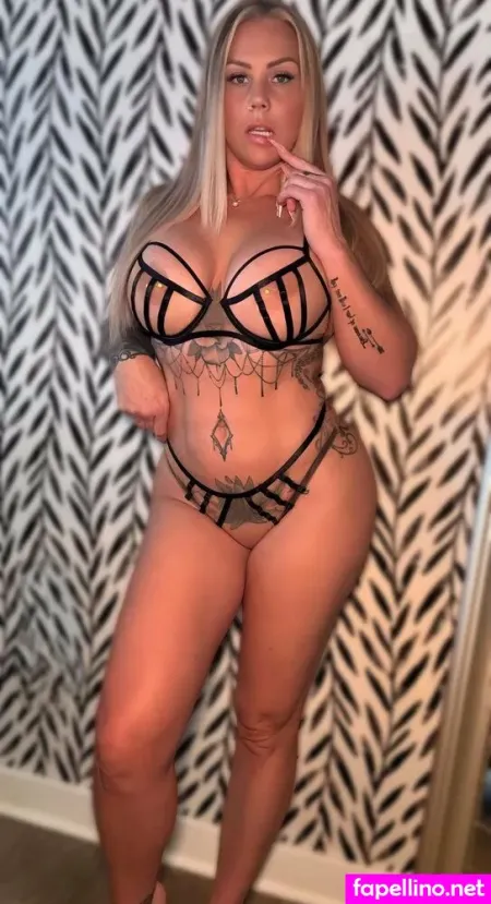 Prettyinked OnlyFans Thumbnail #qIVAuYASR1