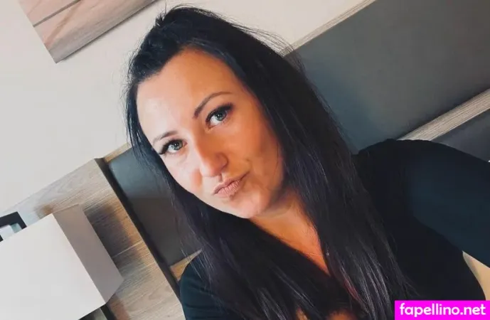 Prettykitty OnlyFans Thumbnail #vAHVUF4nMl