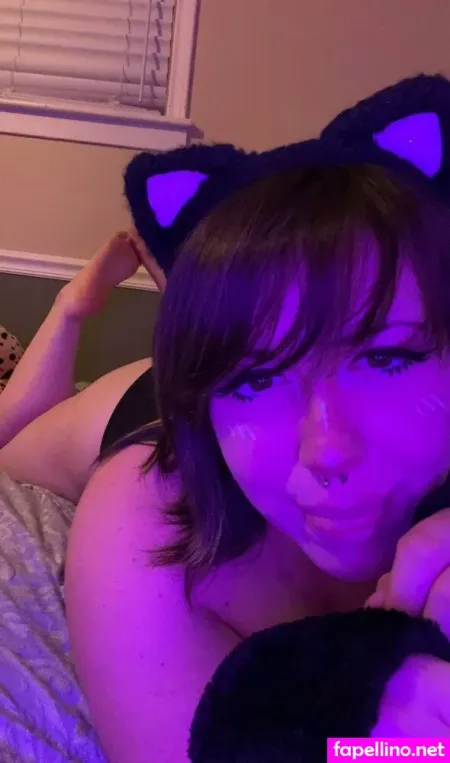 Prettyltlekitty OnlyFans Thumbnail #hCthTe9pdG