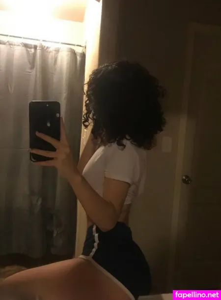 Prettyluhhangie 1 OnlyFans Thumbnail #B5U8FgGpiP