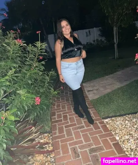 Prettypeaches 1 OnlyFans Thumbnail #5iPx2ZhpRM