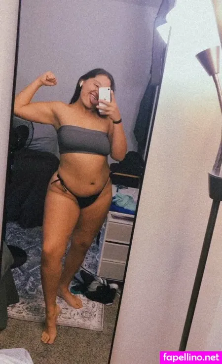 Prettypeaches 1 OnlyFans Thumbnail #qjdeAhm2Xd