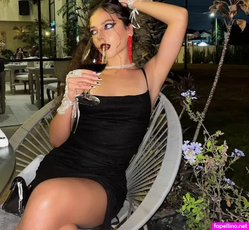 Prettypetite777 OnlyFans Thumbnail #CHEf1omqqI