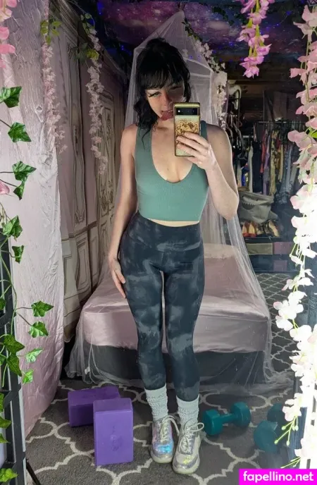 Prettypineapplegurl OnlyFans Thumbnail #ngb8JRrng5