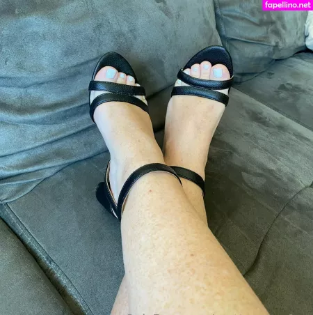 Prettyporterfeet OnlyFans Thumbnail #NqhD4KvW8Z