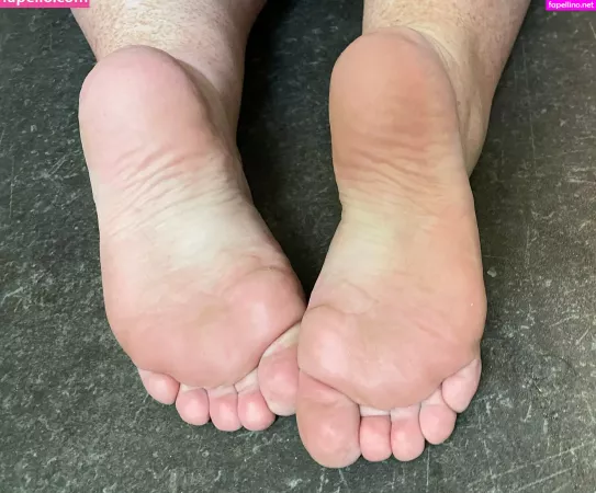 Prettyporterfeet OnlyFans Thumbnail #p5hGjFO1dI