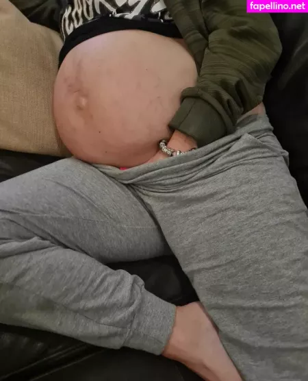 Prettypregnant35 OnlyFans Thumbnail #YnRUkm8gxm