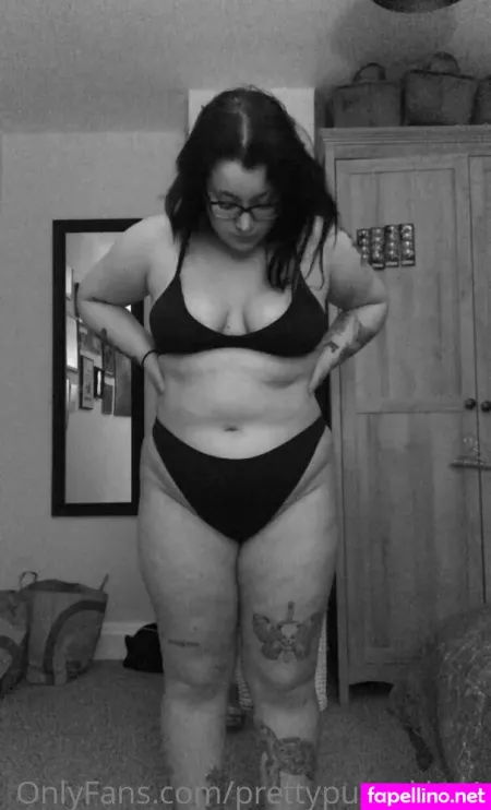 Prettypumpkins1 OnlyFans Thumbnail #dIDh4PkwDd