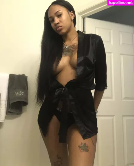 Prettyredz OnlyFans Thumbnail #EVCcU0IzR1