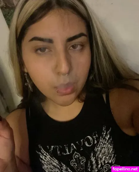 Prettysara OnlyFans Thumbnail #ltmU1tHKPg