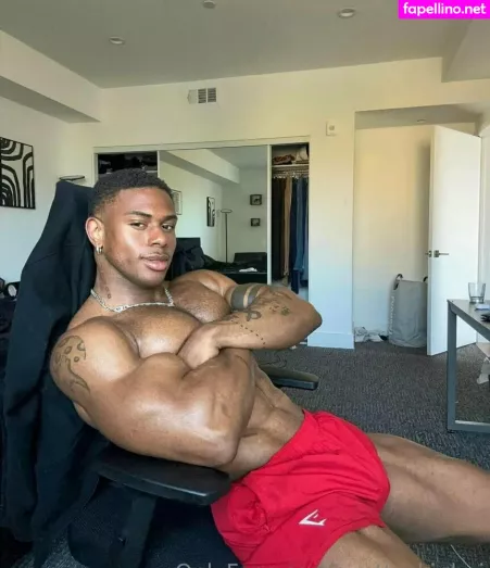 Prettyskinboi OnlyFans Thumbnail #4iOv6ZJ8dS