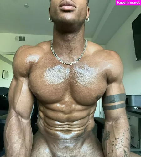 Prettyskinboi photo