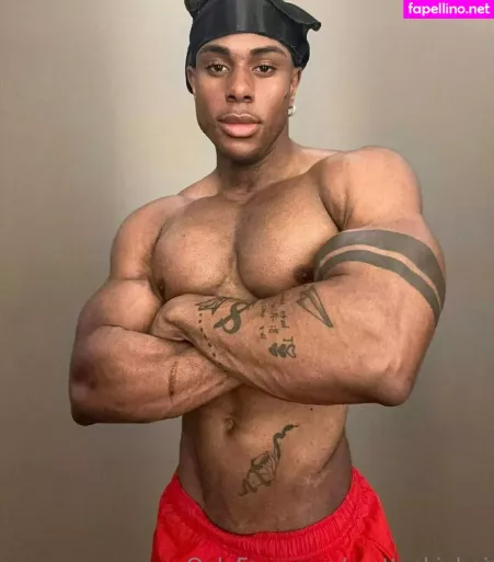 Prettyskinboi OnlyFans Thumbnail #TU99me0zGE
