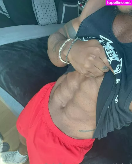 Prettyskinboi OnlyFans Thumbnail #q0va6B8FmQ