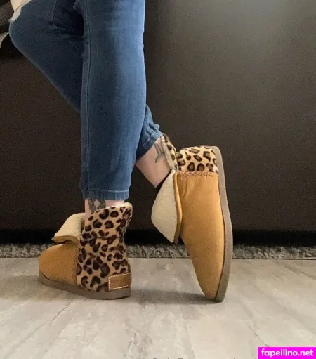 Prettysolesxo OnlyFans Thumbnail #HwVxehiN1d