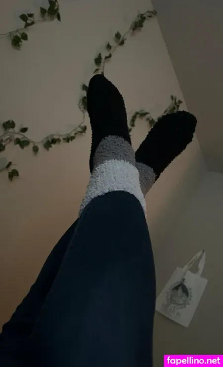 Prettysolesxo OnlyFans Thumbnail #LBuYs5niZK