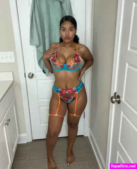 Prettytyanna 1 OnlyFans Thumbnail #UAUyWN2BgD