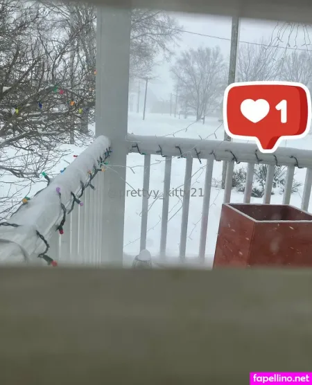 Prettyy Kitty21 OnlyFans Thumbnail #QfPPUg3WZ4