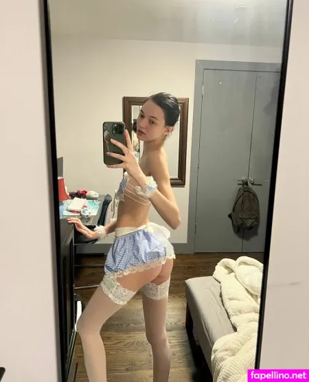 Prettyyangell OnlyFans Thumbnail #BHomVgvizX