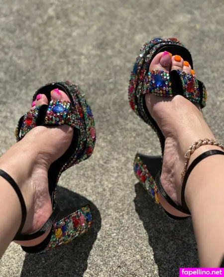 Prettyyheelz OnlyFans Thumbnail #0HUNSL8d0H