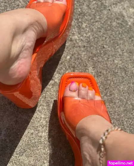 Prettyyheelz OnlyFans Thumbnail #0ux2EYxeMP