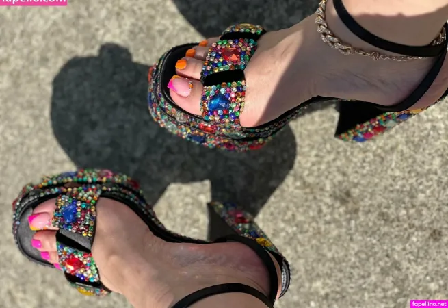 Prettyyheelz OnlyFans Thumbnail #2bFIlR4aL2