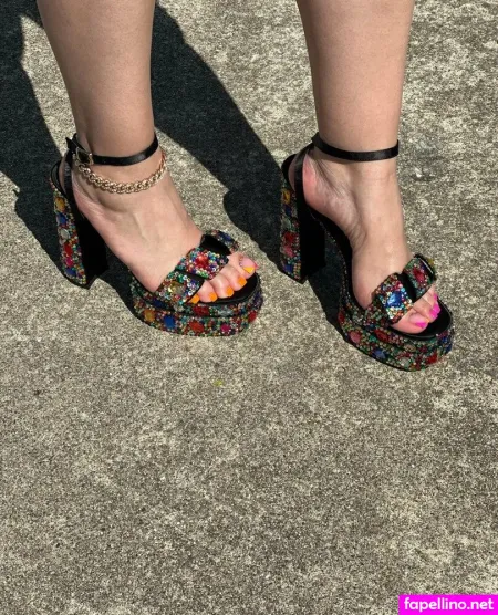 Prettyyheelz OnlyFans Thumbnail #OEDI6Dy61i