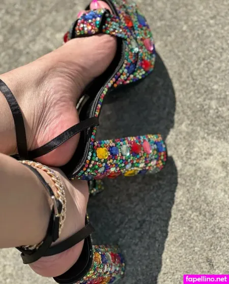 Prettyyheelz OnlyFans Thumbnail #hkf3bn6c18