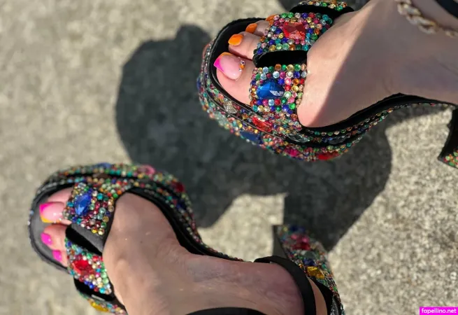 Prettyyheelz OnlyFans Thumbnail #m6djBRQd20