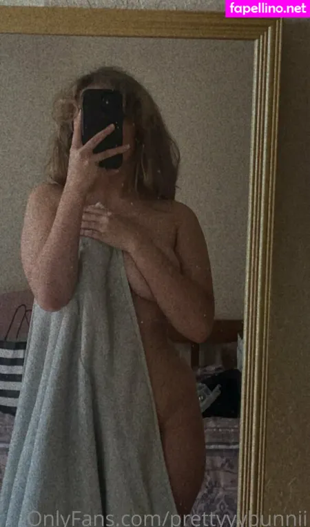 Prettyyybunnii OnlyFans Thumbnail #cmE0nJyNIT