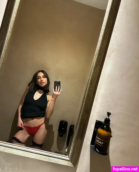 Prima Bella OnlyFans Thumbnail #HcZUQRd6JC